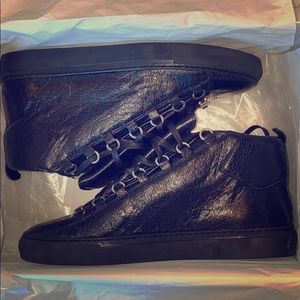 BALENCIAGA Arena Sneakers US43 (fits size 10)